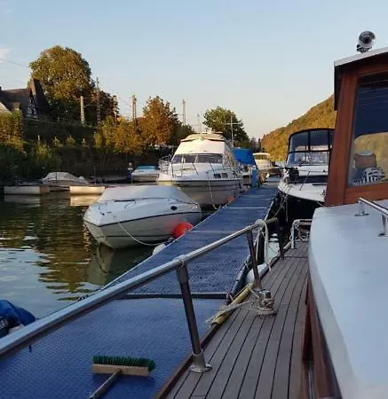 Cafe Sander's Camping Auf Der Mosel Botel *