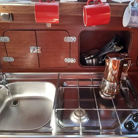 بوتيل Cafe Sander's Auf Der Mosel *