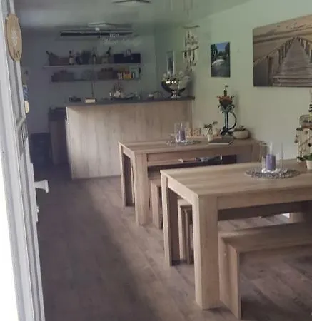 بوتيل Cafe Sander's Auf Der Mosel وينينغين