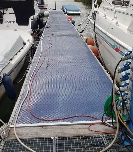 Cafe Sander's Auf Der Mosel Bådhotel